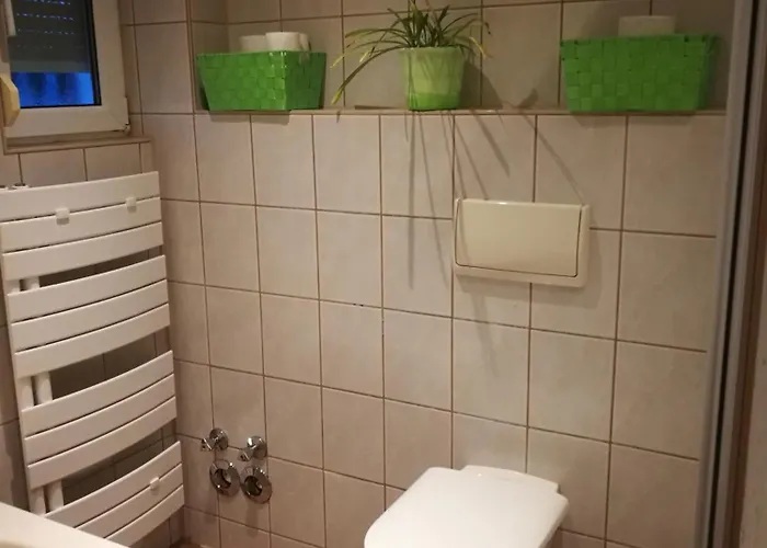 Appartement Mit Balkon 1.og Neustadt bei Coburg