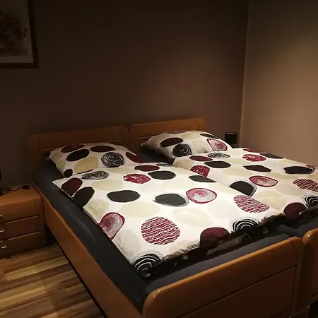 Mit Balkon 1.og Apartamento